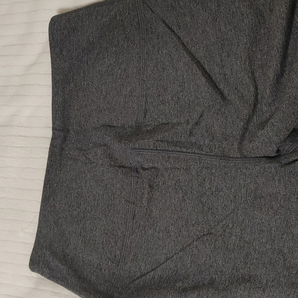 Aeropostale gray leggings size M NWOT - Picture 5 of 7